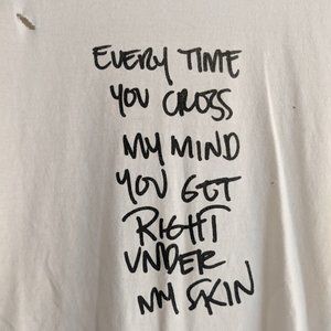 WHITE CUTT TEE BY BLACKBEAR